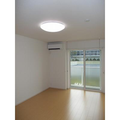グレイスⅠ 103【管理NO：1-020060801-01030】 ★家具家電は申し込み後に搬入します 2026年08月下旬入居可能の物件画像