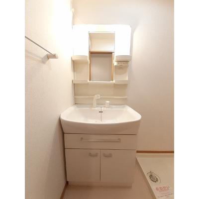 デフィサイトー 102【管理NO：1-014895101-01020】 ★家具家電は申し込み後に搬入します★の物件画像
