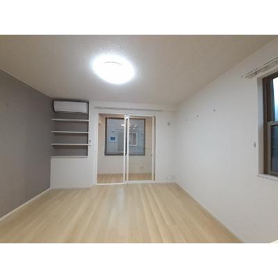 菫（すみれ）２ｎｄ 103【管理NO：1-026903602-01030】 ★家具家電は申し込み後に搬入しますの物件画像