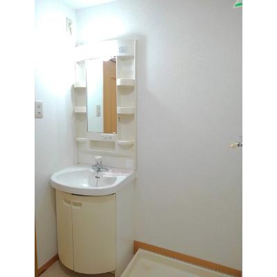 グランツⅠ 204【管理NO：1-011982001-02040】 ★家具家電は申し込み後に搬入します 2026年09月中旬入居可能の物件画像