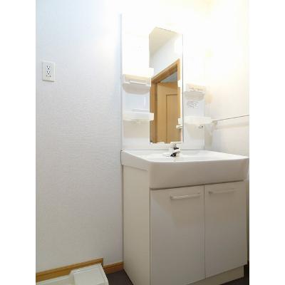 カーサグランデⅠ 202【管理NO：1-015381801-02020】 ★家具家電は申し込み後に搬入します★ ★2026年09月中旬入居可能★の物件画像