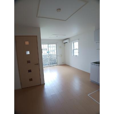 ヴァーサ大和 101【管理NO：1-017074401-01010】 ★家具家電は申し込み後に搬入します★の物件画像