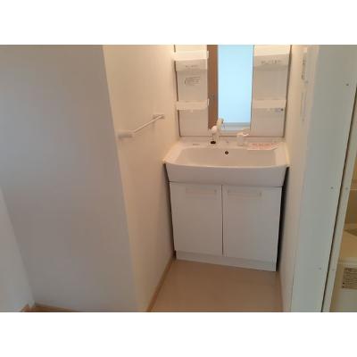 エスペランサⅢ 103【管理NO：1-016899503-01030】 ★家具家電は申し込み後に搬入します 2026年09月中旬入居可能の物件画像