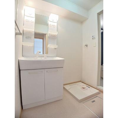 フィオーレ　Ⅱ 205【管理NO：1-015949902-02040】 ★家具家電は申し込み後に搬入します 2026年09月中旬入居可能の物件画像