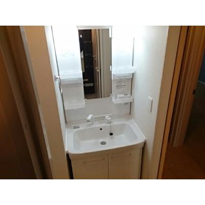 アジュール岩出 106【管理NO：1-022257201-01050】 ★家具家電は申し込み後に搬入します 2026年10月中旬入居可能の物件画像
