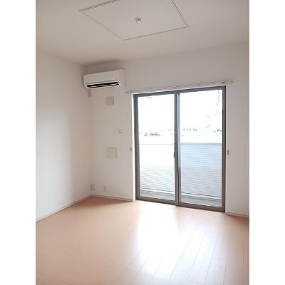 クレセント　Ⅱ 103【管理NO：1-016992001-01030】 ★家具家電は申し込み後に搬入します★の物件画像