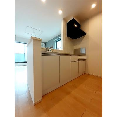 リアン 201【管理NO：1-023021201-02010】 ★家具家電は申し込み後に搬入します★ ★2026年10月中旬入居可能★の物件画像