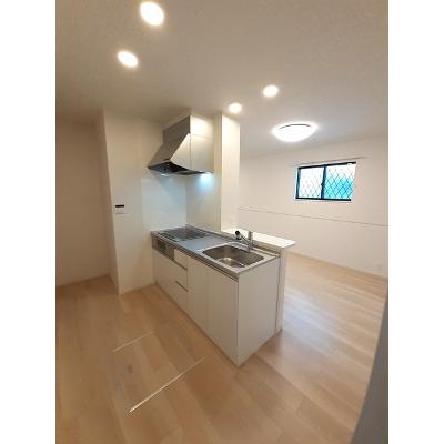 ピッツィカートⅡ 101【管理NO：1-026891502-01010】 ★家具家電は申し込み後に搬入します★の物件画像