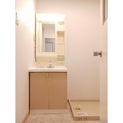 コンフォートＴ 301【管理NO：1-007640501-03010】 ★家具家電は申し込み後に搬入します★の物件画像