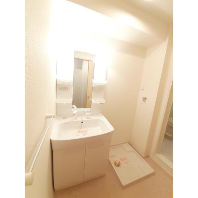 ＬＩＢＥＲＴＹ　ＣＯＵＲＴ 103【管理NO：1-018553601-01030】 ★家具家電は申し込み後に搬入します★ ★2026年09月中旬入居可能★の物件画像