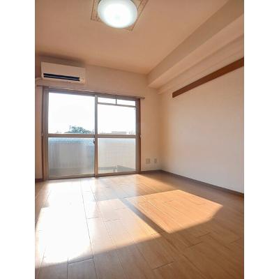 グランドコラム 303【管理NO：1-011247201-03030】 ★家具家電は申し込み後に搬入します 2026年08月下旬入居可能の物件画像