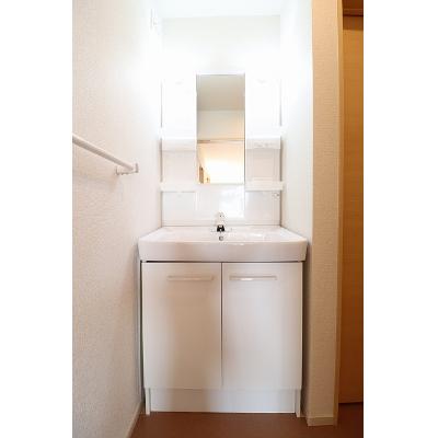 プリンセス　バニラ 201【管理NO：1-021010301-02010】 ★家具家電は申し込み後に搬入します★ ★2026年09月上旬入居可能★の物件画像