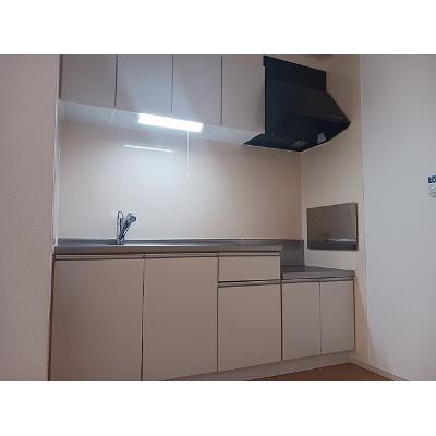 四季の風 101【管理NO：1-020667501-01010】 ★家具家電は申し込み後に搬入します★の物件画像
