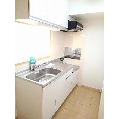 クリスタルコート 103【管理NO：1-016893901-01030】 ★家具家電は申し込み後に搬入します★ ★2026年09月上旬入居可能★の物件画像