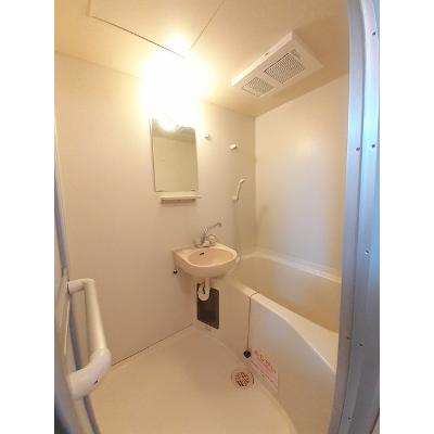 エルディム川西 203【管理NO：1-002487201-02030】 ★家具家電は申し込み後に搬入します★の物件画像