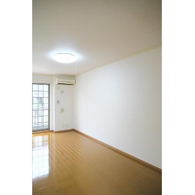 セレノ味美 102【管理NO：1-014598201-01020】 ★家具家電は申し込み後に搬入します 2026年08月下旬入居可能の物件画像