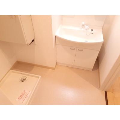 イーストサン 101【管理NO：1-021299801-01010】 ★家具家電は申し込み後に搬入します 2026年10月中旬入居可能の物件画像
