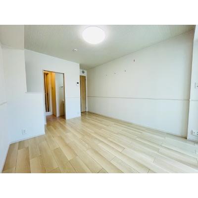 スクエアＩＳ　Ⅴ 102【管理NO：1-026891101-01020】 ★家具家電は申し込み後に搬入します★ ★2026年09月中旬入居可能★の物件画像