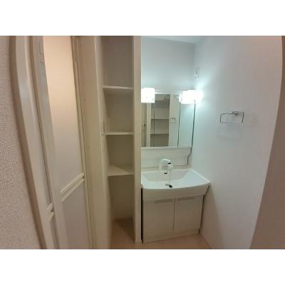 コンフォート　アライブⅥ 204【管理NO：1-026661302-02040】 ★家具家電は申し込み後に搬入します★の物件画像