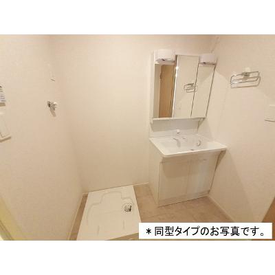 ソレイユルヴァンⅠ 101【管理NO：1-026812001-01010】 ★家具家電は申し込み後に搬入します★ ★2026年08月下旬入居可能★の物件画像