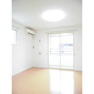 プラシードⅡ 201【管理NO：1-017656501-02010】 ★家具家電は申し込み後に搬入します★ ★2026年08月下旬入居可能★の物件画像