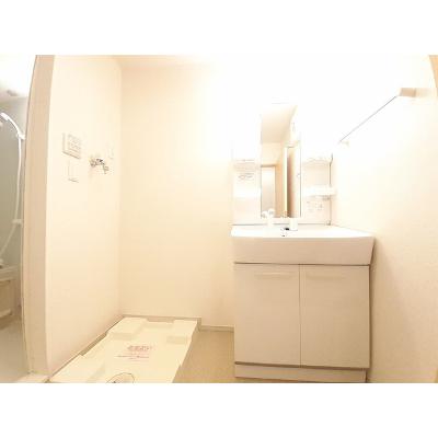 ブランシュールＢ 201【管理NO：1-017895102-02010】 ★家具家電は申し込み後に搬入します★ ★2026年09月上旬入居可能★の物件画像