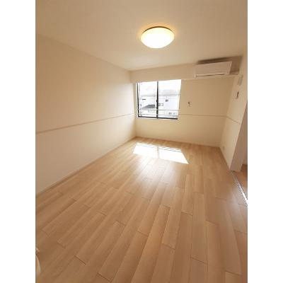 ルナリア 202【管理NO：1-027362001-02020】 ★家具家電は申し込み後に搬入します 2026年08月下旬入居可能の物件画像