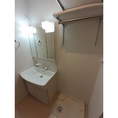 ルナリア 202【管理NO：1-027362001-02020】 ★家具家電は申し込み後に搬入します 2026年08月下旬入居可能の物件画像