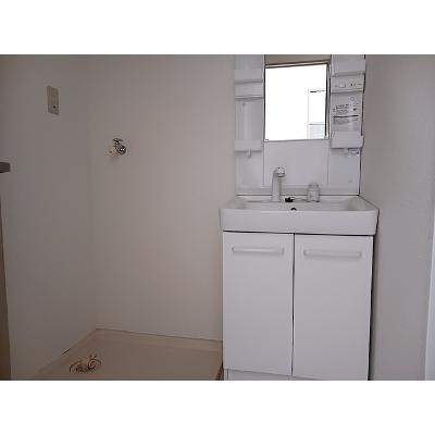 サンライズ・マンション 102【管理NO：1-007968501-01020】 ★家具家電は申し込み後に搬入します★の物件画像