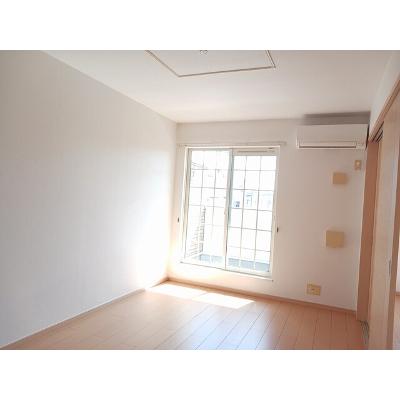 ミニョン・ジェルメ 202【管理NO：1-016747901-02020】 ★家具家電は申し込み後に搬入します 2026年09月中旬入居可能の物件画像