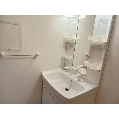 ミニョン・ジェルメ 202【管理NO：1-016747901-02020】 ★家具家電は申し込み後に搬入します 2026年09月中旬入居可能の物件画像