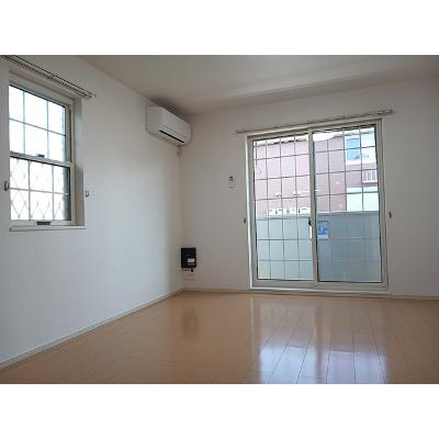 ル　ソレイユ　Ⅱ 101【管理NO：1-018532801-01010】 ★家具家電は申し込み後に搬入します★の物件画像