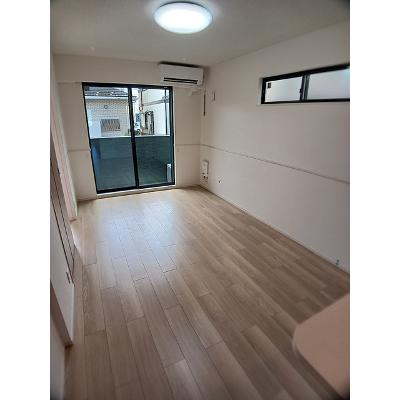 プルミエ・クリュＡ 101【管理NO：1-028707601-01010】 ★家具家電は申し込み後に搬入します★の物件画像