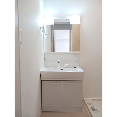 ジャム　ハウス 104【管理NO：1-028548901-01040】 ★家具家電は申し込み後に搬入します★の物件画像