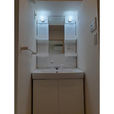 イースト・グレイス 304【管理NO：1-020957301-03040】 ★家具家電は申し込み後に搬入します 2026年09月中旬入居可能の物件画像