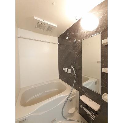 ルーエ西本成寺Ⅲ 103【管理NO：1-026907903-01030】 ★家具家電は申し込み後に搬入しますの物件画像