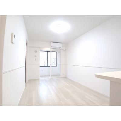 アラモード 105【管理NO：1-028433401-01050】 ★家具家電は申し込み後に搬入します★ ★2026年10月上旬入居可能★の物件画像