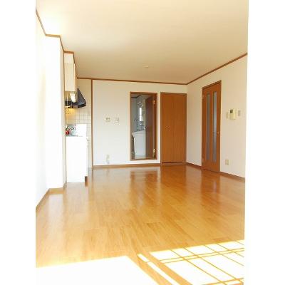 サンパレス 202【管理NO：1-010370001-02020】 ★家具家電は申し込み後に搬入します 2026年08月下旬入居可能の物件画像