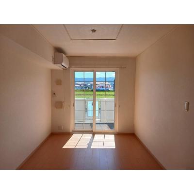 カーサアダージョ 103【管理NO：1-015438401-01030】 ★家具家電は申し込み後に搬入します 2026年10月中旬入居可能の物件画像