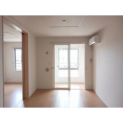 スマイル 202【管理NO：1-019802401-02020】 ★家具家電は申し込み後に搬入します 2026年10月上旬入居可能の物件画像