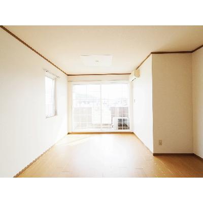 コンフォート２２８ 201【管理NO：1-011132301-02010】 ★家具家電は申し込み後に搬入します★の物件画像
