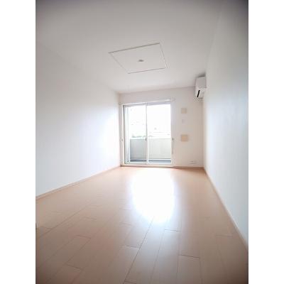 コスモス 102【管理NO：1-016360201-01020】 ★家具家電は申し込み後に搬入します★ ★2026年09月上旬入居可能★の物件画像