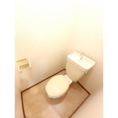 エルディム秀和 101【管理NO：1-001577301-01010】 ★家具家電は申し込み後に搬入します★の物件画像