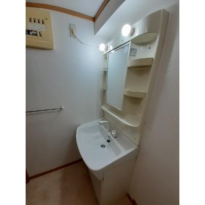 イーストハイムⅡ 102【管理NO：1-011699801-01020】 ★家具家電は申し込み後に搬入します★ ★2026年09月中旬入居可能★の物件画像
