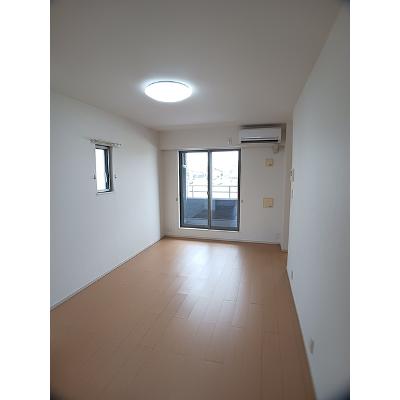 リバーサイド稲熊 202【管理NO：1-020241201-02020】 ★家具家電は申し込み後に搬入しますの物件画像