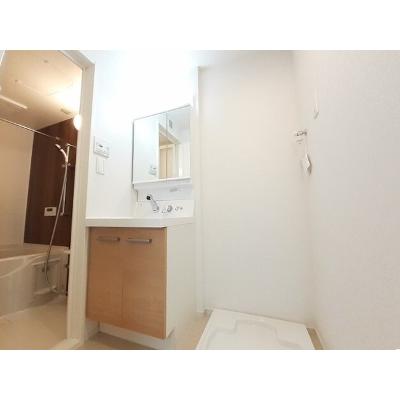 ラ　レジーナ　グランデ 205【管理NO：1-024192001-02040】 ★家具家電は申し込み後に搬入します 2026年08月下旬入居可能の物件画像