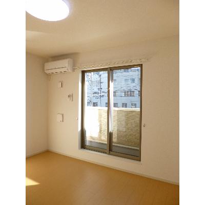 ウィステリアサカキ 202【管理NO：1-019925201-02020】 ★家具家電は申し込み後に搬入します 2026年08月下旬入居可能の物件画像