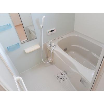 コットン　ハウス　Ｂ 201【管理NO：1-015903302-02010】 ★家具家電は申し込み後に搬入します★の物件画像
