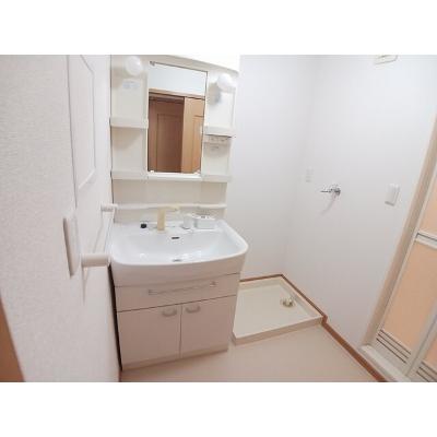 スター・マグノリアＢ 201【管理NO：1-013815802-02010】 ★家具家電は申し込み後に搬入します★の物件画像