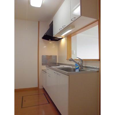 マロン 102【管理NO：1-014011801-01020】 ★家具家電は申し込み後に搬入します★ ★2026年10月上旬入居可能★の物件画像